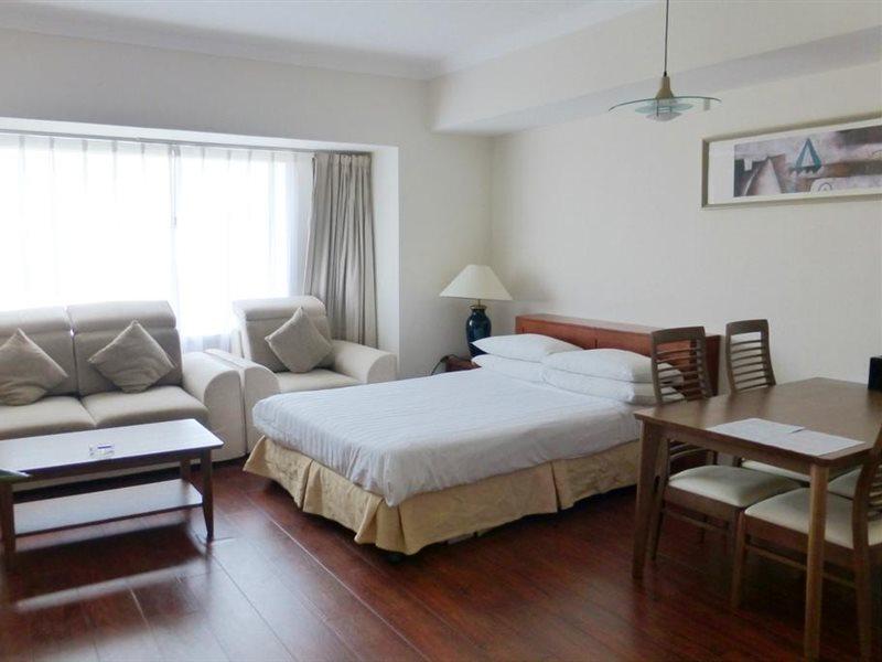 Ruishi Hotel Dalian Bagian luar foto
