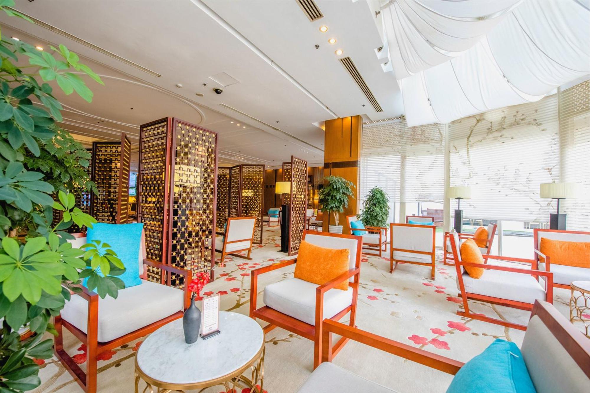 Ruishi Hotel Dalian Bagian luar foto